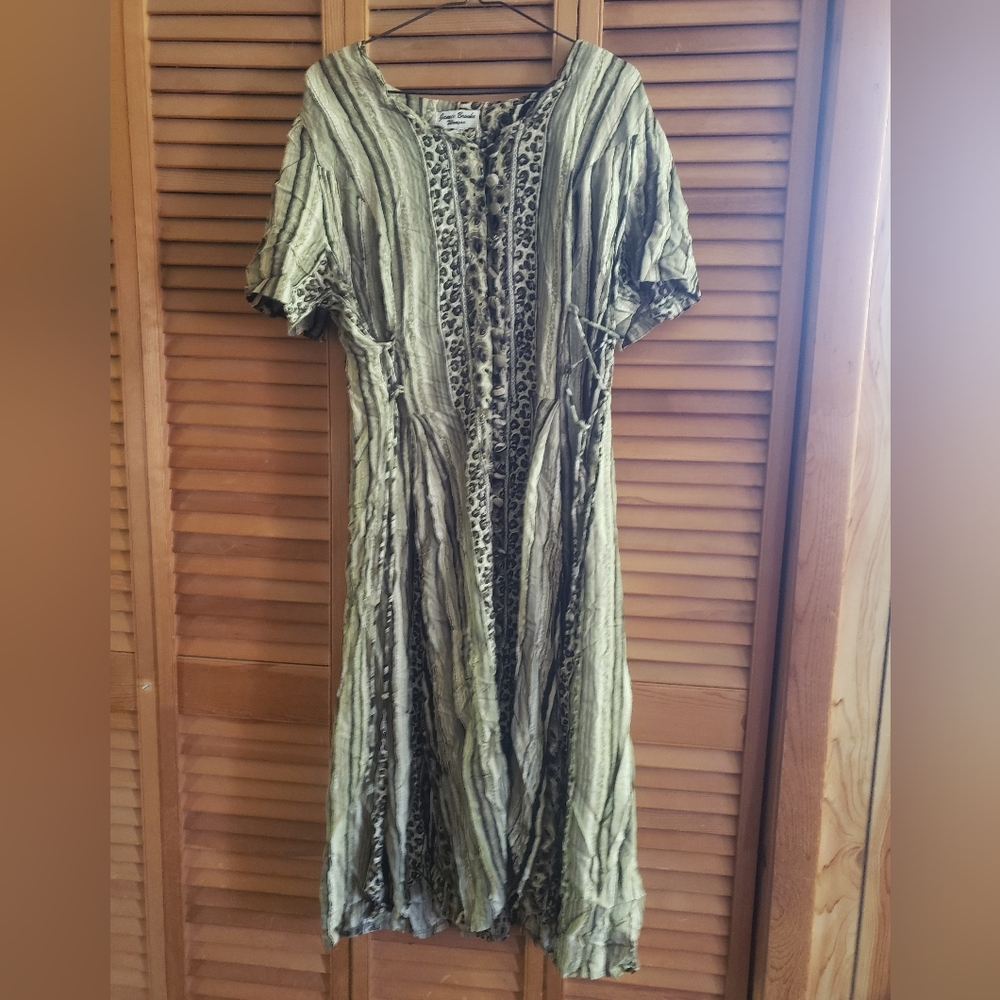 Elegant Olive Midi Dress